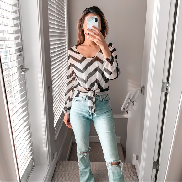 Chevron Pattern Blouse - Picture 3 of 6